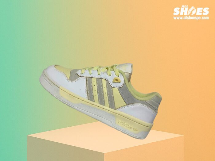 Adidas | Blanco y Amarillo – Talla 39