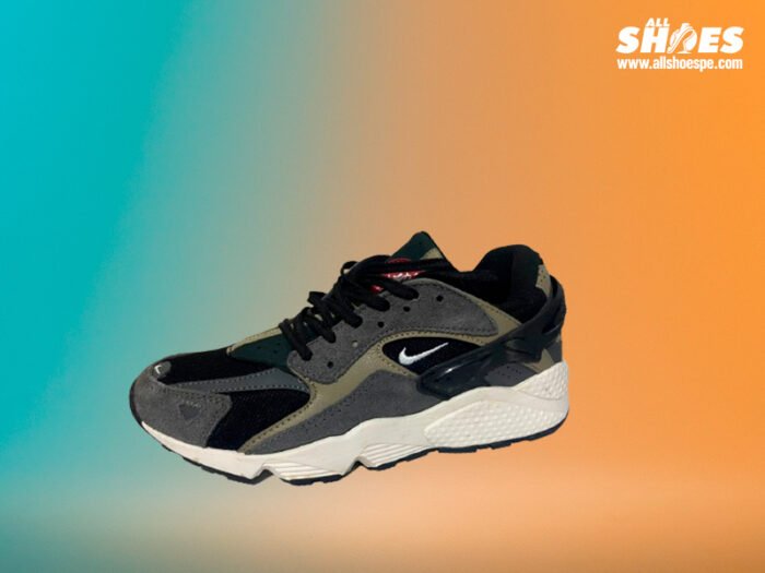 Nike Huarache | Negro y Beige – Talla 40 – Semi nueva